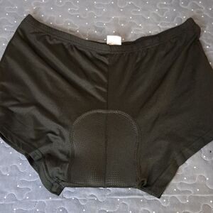 Arsuxed Cycle black shorts size US 2X